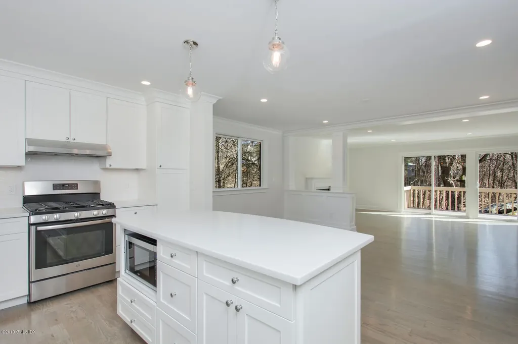 224 W Lyon Farm Drive Greenwich CT 06831