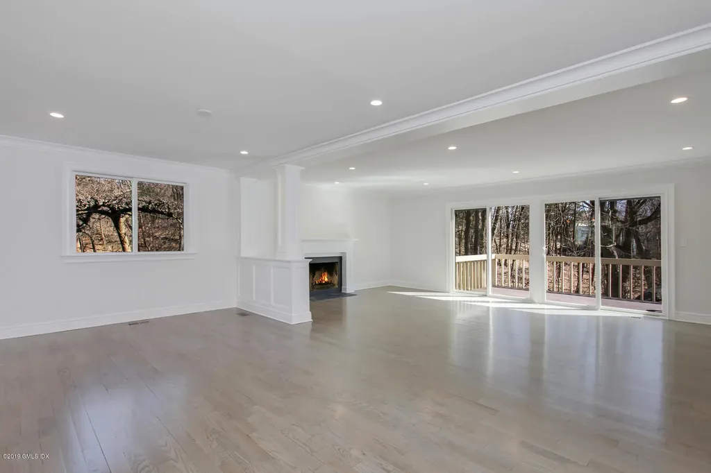 224 W Lyon Farm Drive Greenwich CT 06831