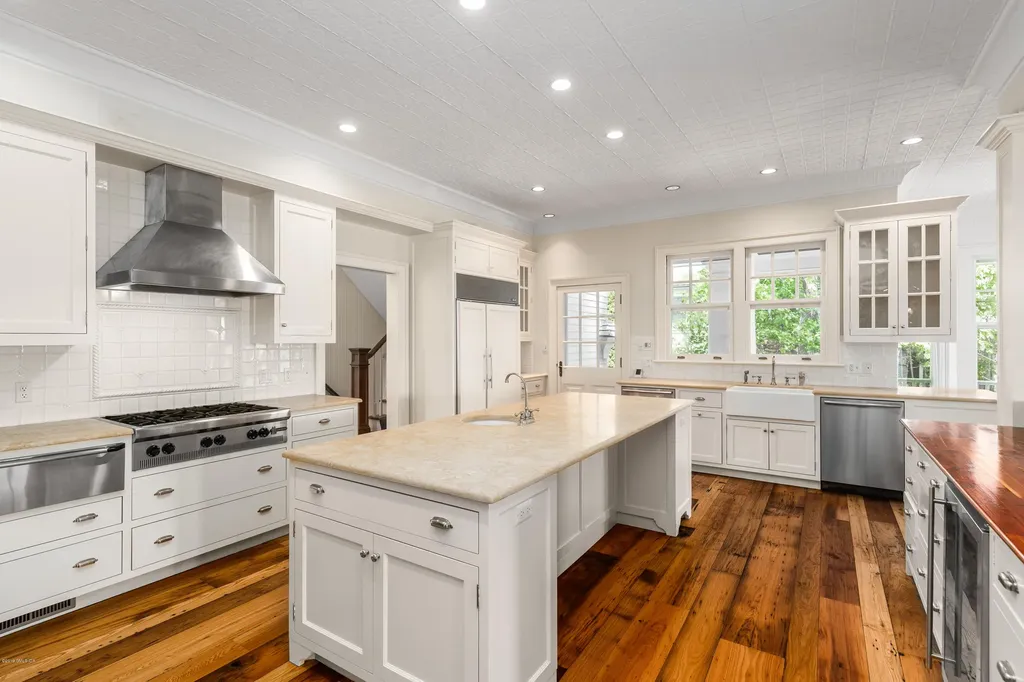 35 Byram Shore Road Greenwich CT 06830