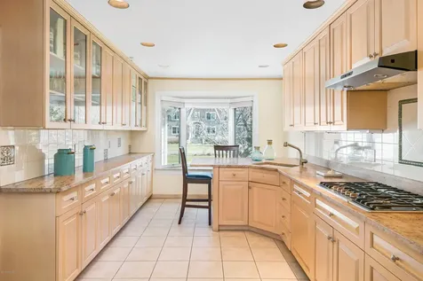 7 Meadow Place Old Greenwich CT 06870