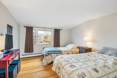 7 Meadow Place Old Greenwich CT 06870