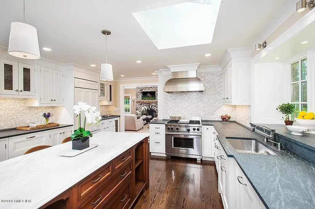12 Chieftans Road Greenwich CT 06831