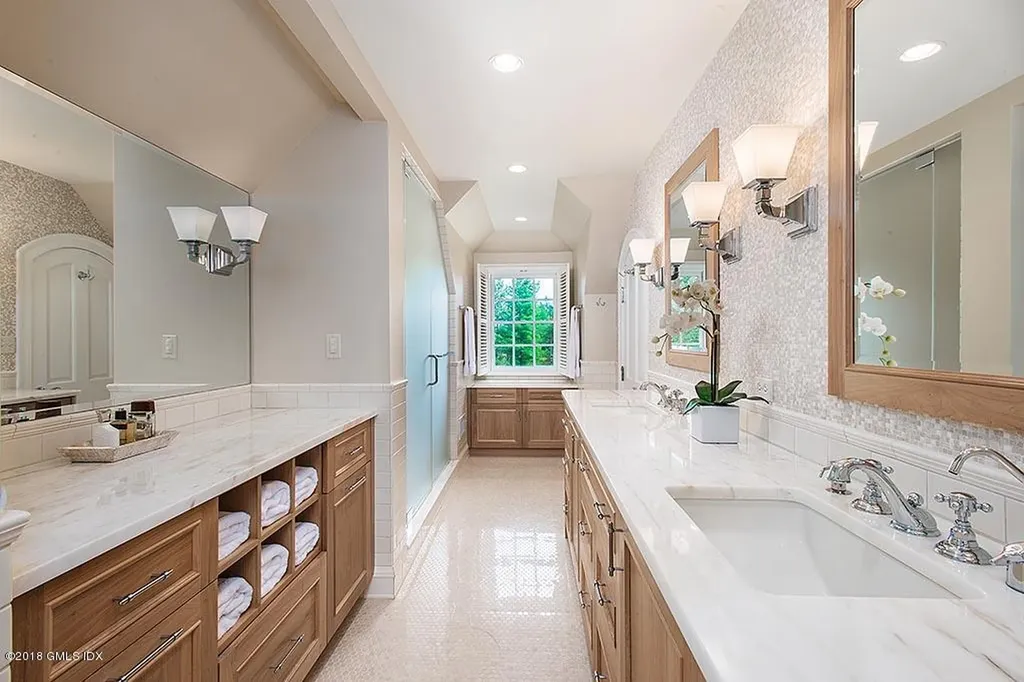 12 Chieftans Road Greenwich CT 06831