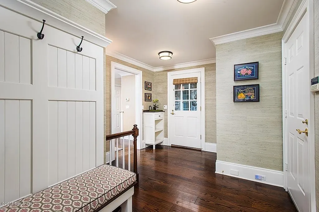 12 Chieftans Road Greenwich CT 06831