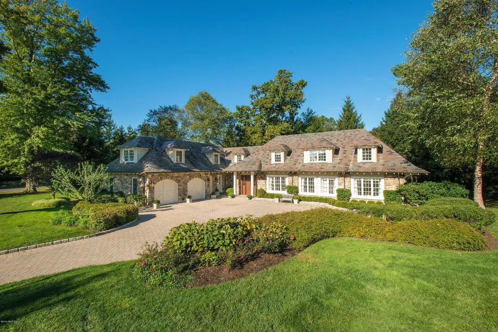 12 Chieftans Road Greenwich CT 06831