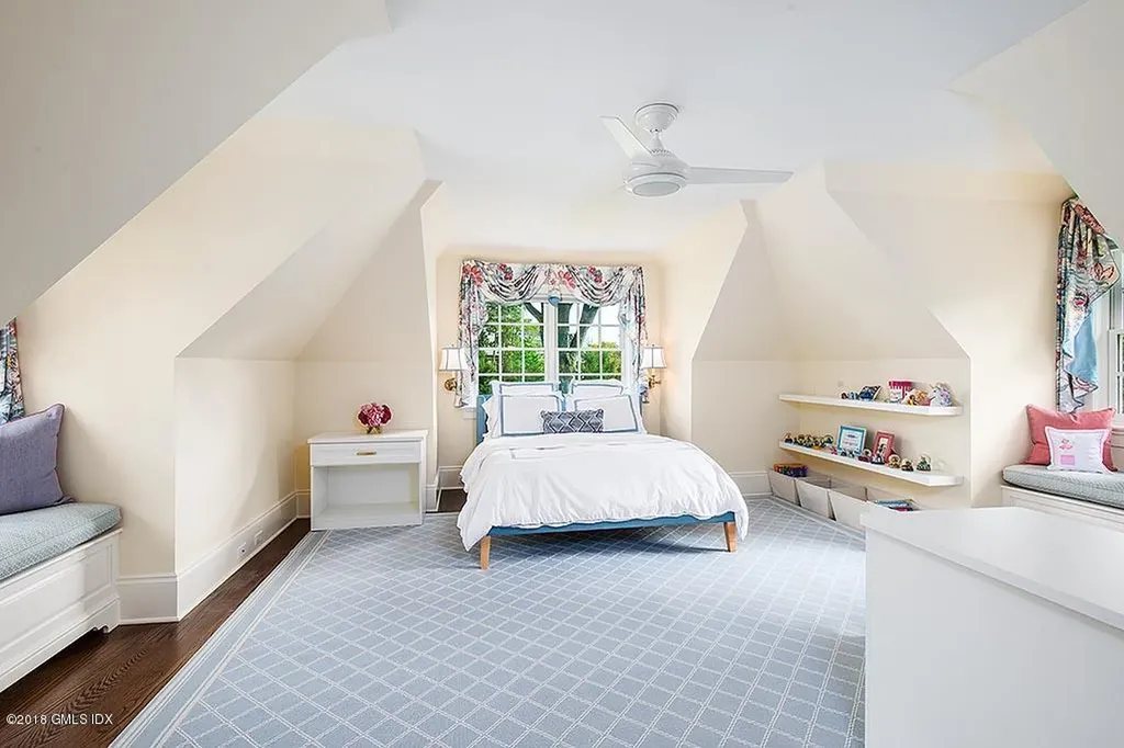 12 Chieftans Road Greenwich CT 06831