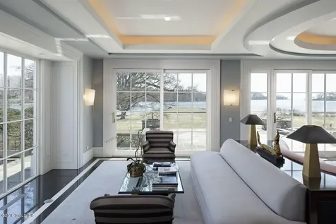 18 Chimney Corner Lane Greenwich CT 06830