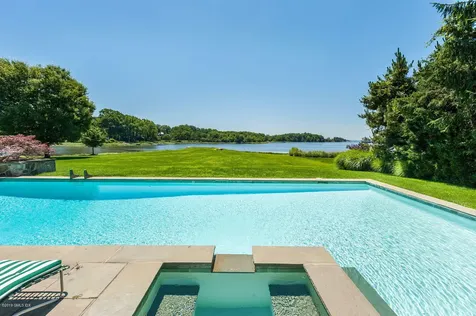 18 Chimney Corner Lane Greenwich CT 06830