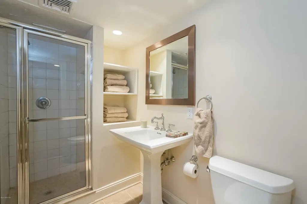 624 W Lyon Farm Drive Greenwich CT 06831