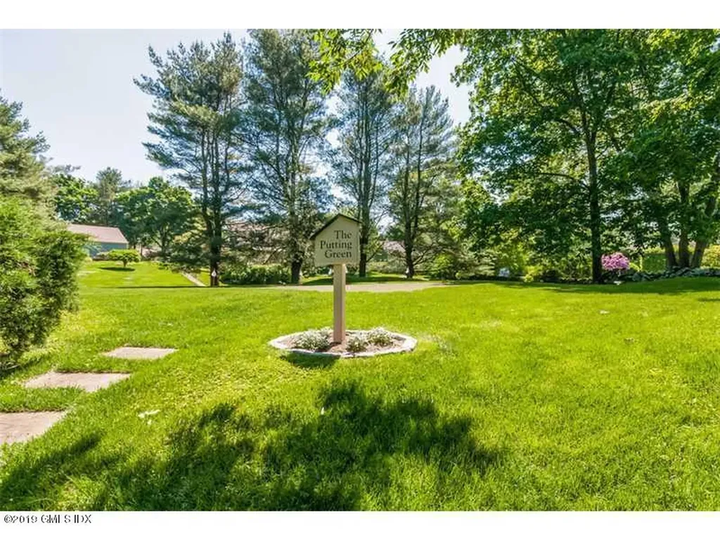624 W Lyon Farm Drive Greenwich CT 06831