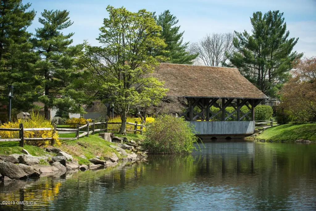 624 W Lyon Farm Drive Greenwich CT 06831