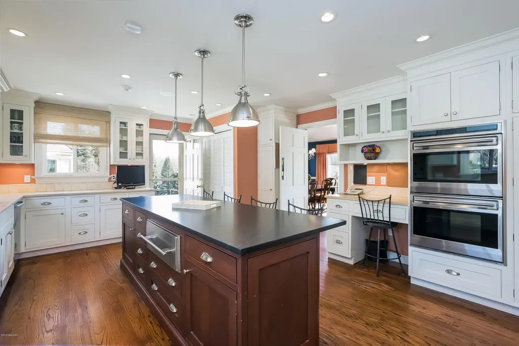 624 W Lyon Farm Drive Greenwich CT 06831