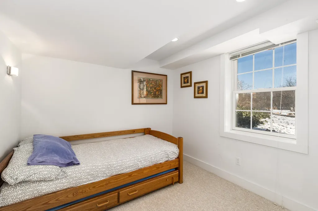 24 Hickory Drive Greenwich CT 06831