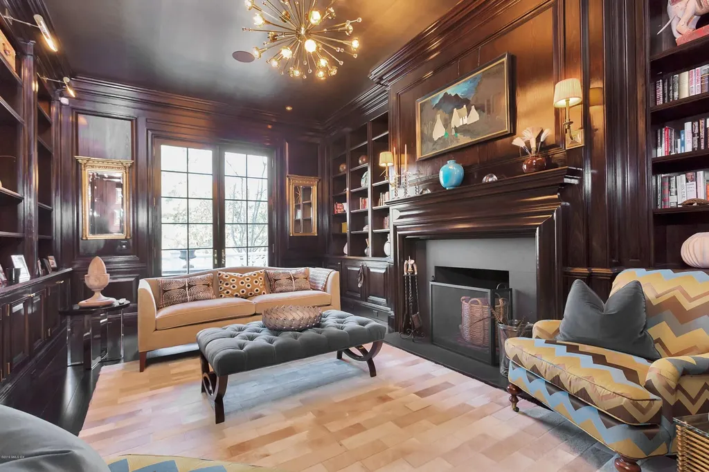 21 Vineyard Lane Greenwich CT 06831