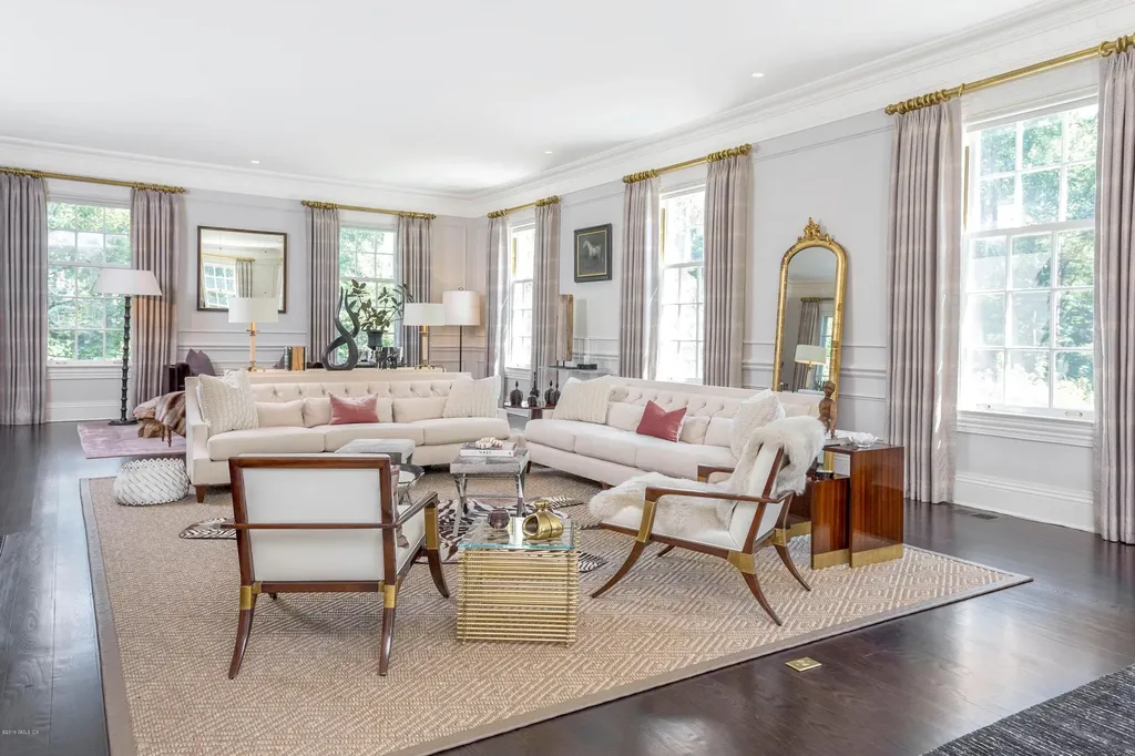 21 Vineyard Lane Greenwich CT 06831