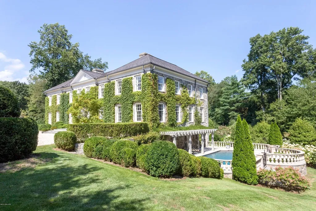 21 Vineyard Lane Greenwich CT 06831
