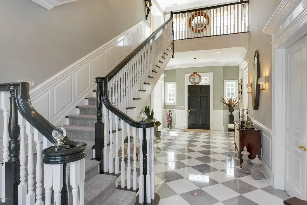 21 Vineyard Lane Greenwich CT 06831
