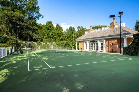 16 Andrews Farm Road Greenwich CT 06831