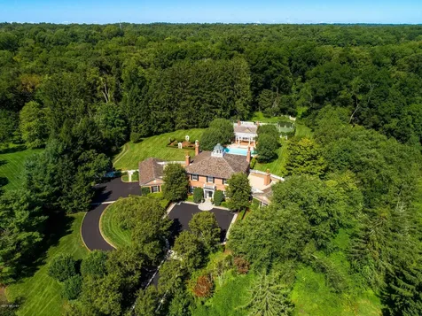 16 Andrews Farm Road Greenwich CT 06831