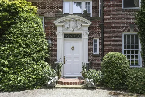 8 Broad Road Greenwich CT 06830