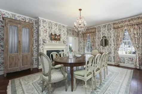 8 Broad Road Greenwich CT 06830