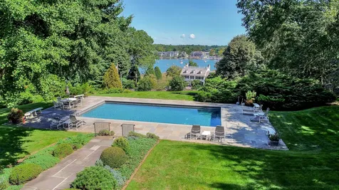 8 Broad Road Greenwich CT 06830