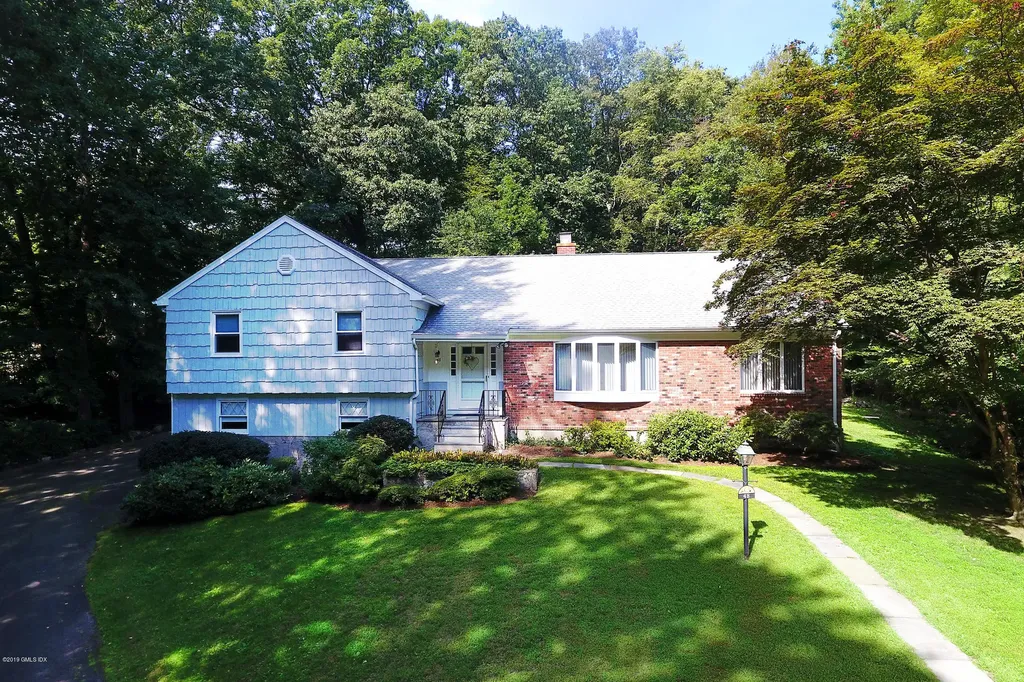 48 Dandy Drive Cos Cob CT 06807