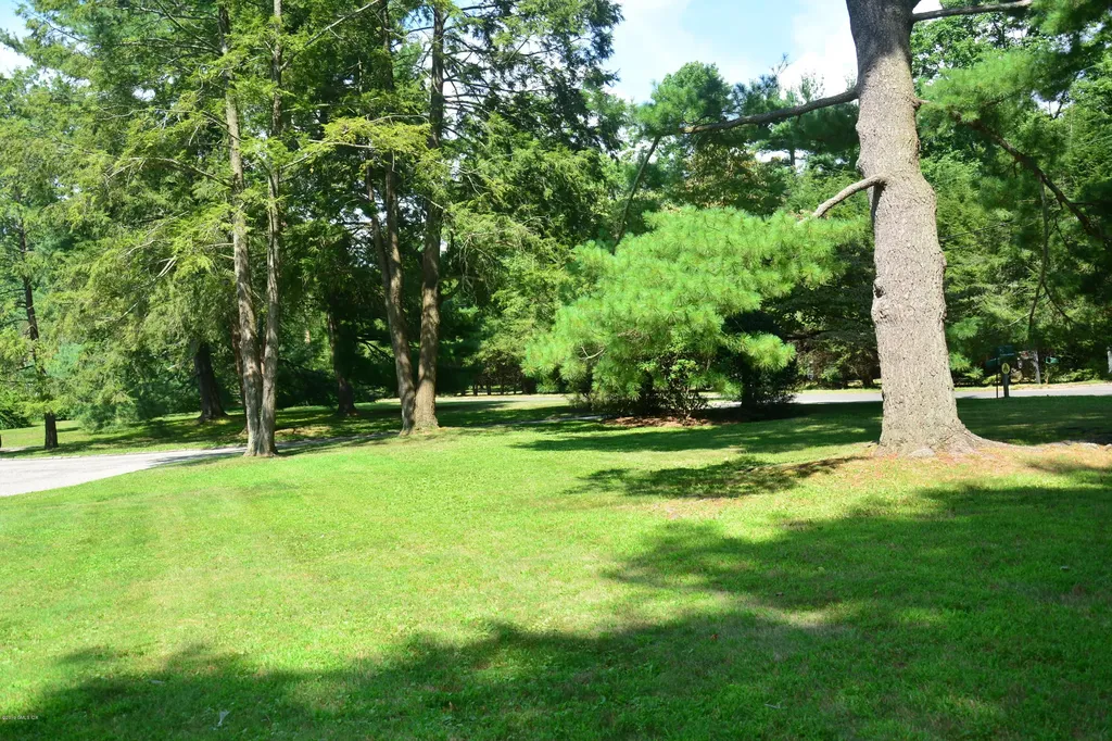 26 Meadowcroft Lane Greenwich CT 06830