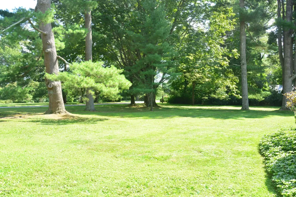 26 Meadowcroft Lane Greenwich CT 06830