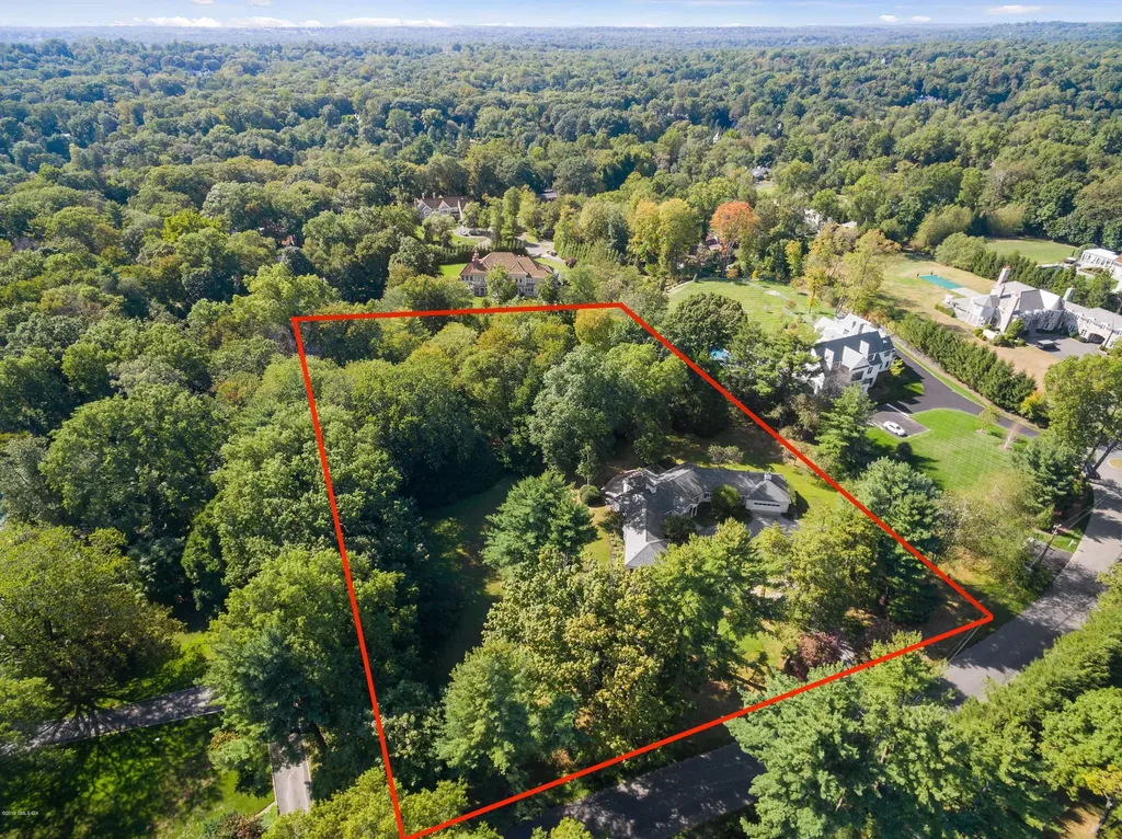 26 Meadowcroft Lane Greenwich CT 06830
