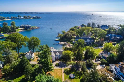 6 Ford Lane Old Greenwich CT 06870
