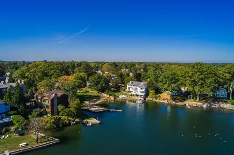6 Ford Lane Old Greenwich CT 06870