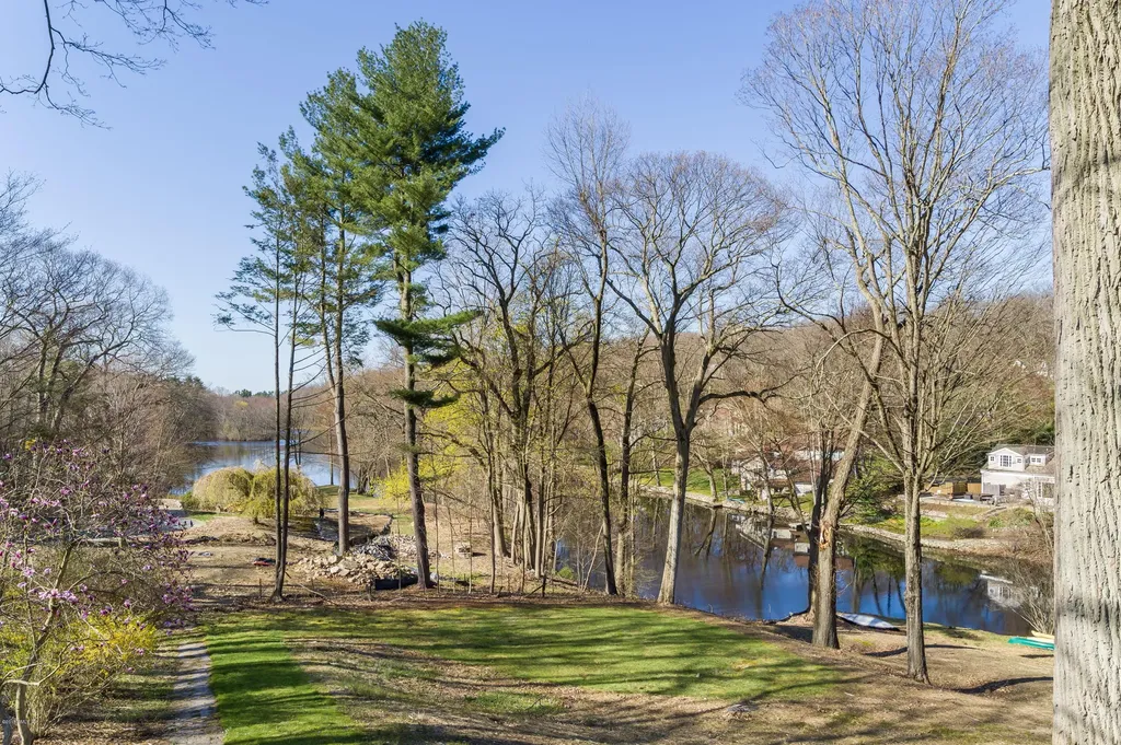 350 Stanwich Road Greenwich CT 06830