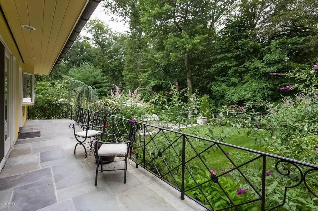 14 Stallion Trail Greenwich CT 06831