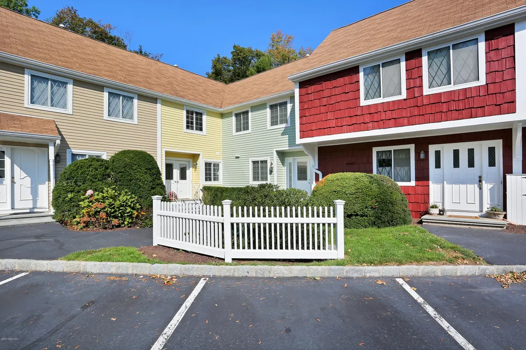 37 Sheephill Road Riverside CT 06878