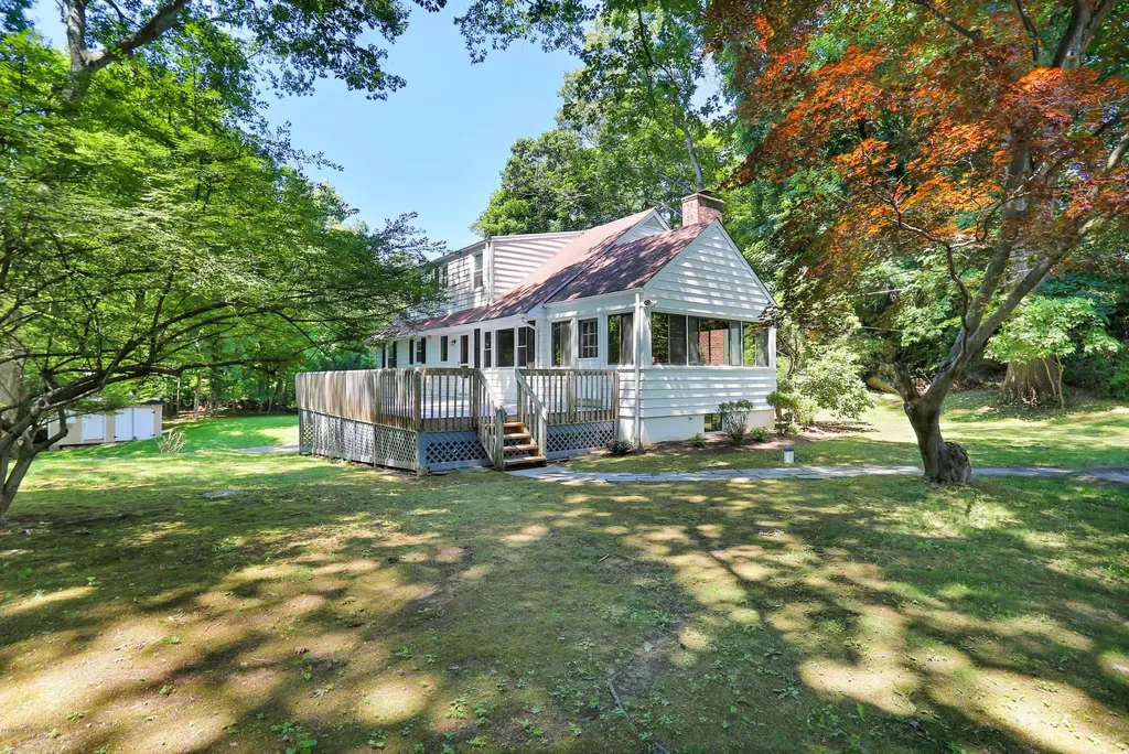 224 Stanwich Road Greenwich CT 06830
