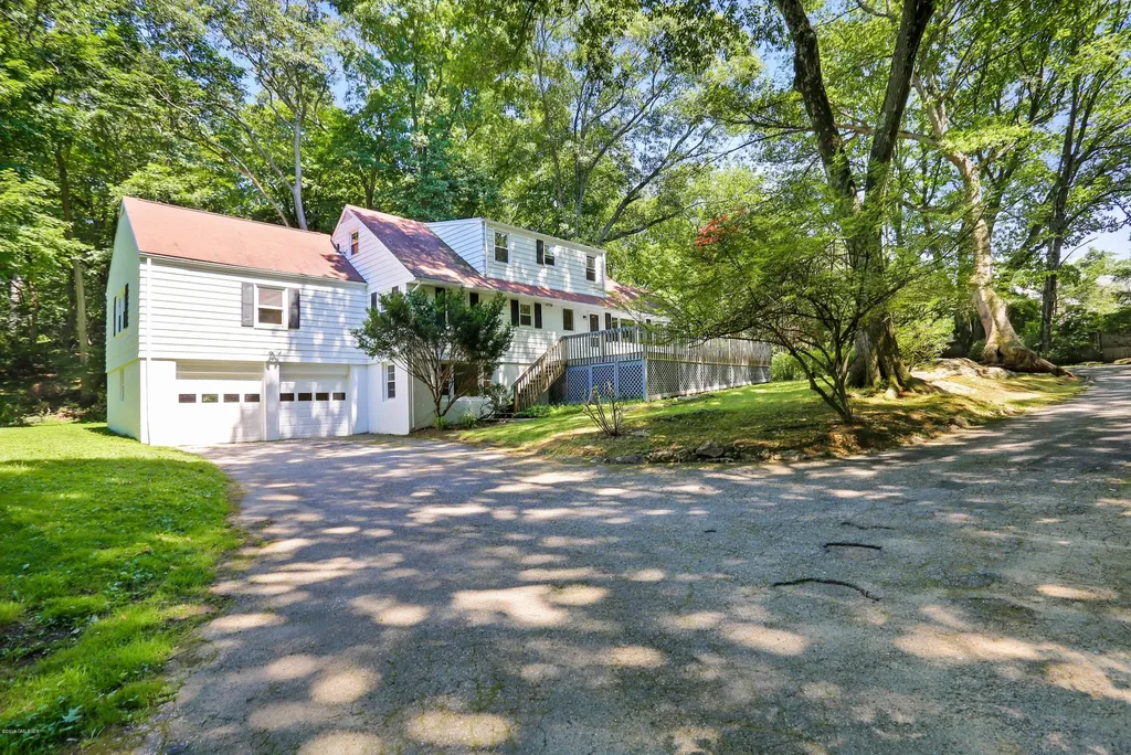 224 Stanwich Road Greenwich CT 06830
