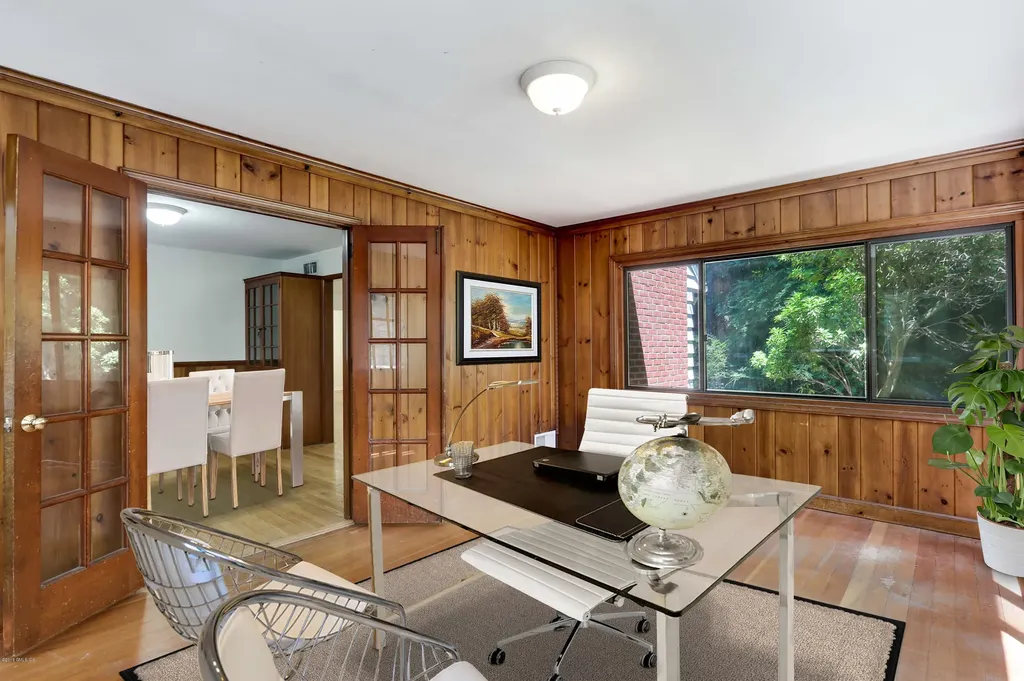 224 Stanwich Road Greenwich CT 06830