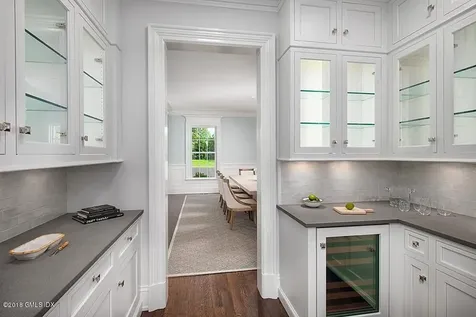 272 Round Hill Road Greenwich CT 06831