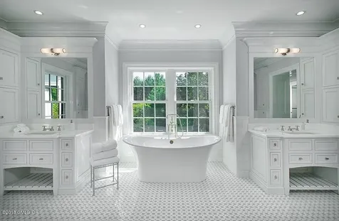 272 Round Hill Road Greenwich CT 06831