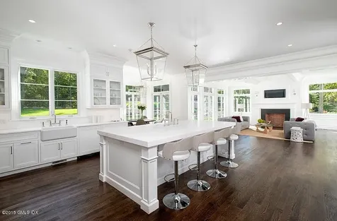 81 Husted Lane Greenwich CT 06830