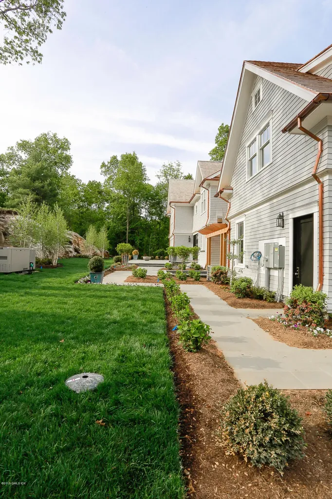 647 River Road Cos Cob CT 06807