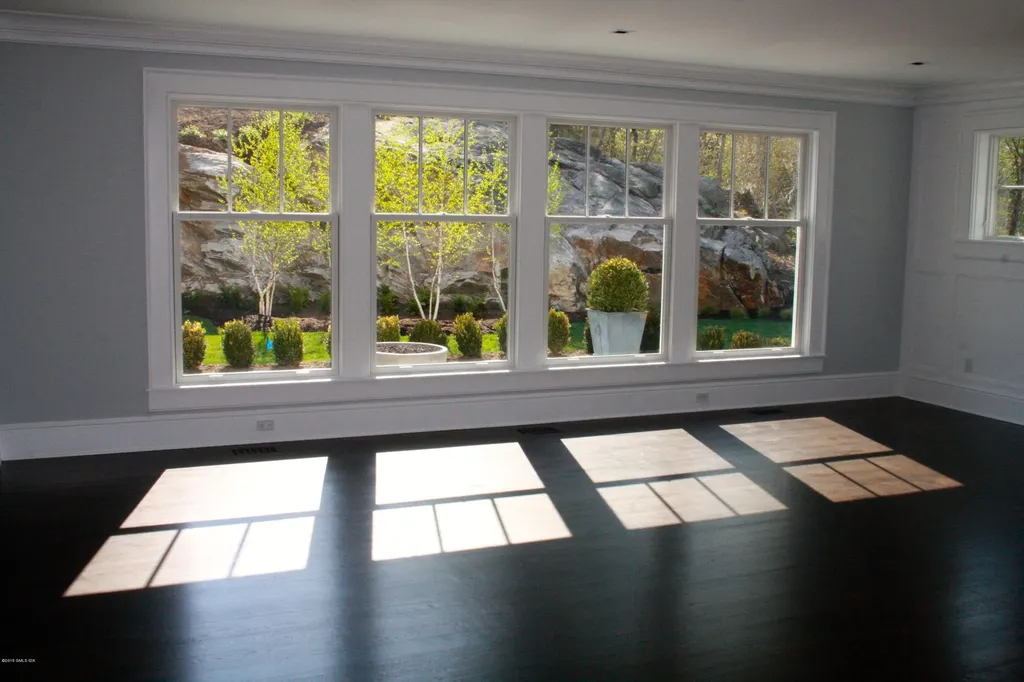 647 River Road Cos Cob CT 06807