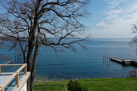 94 Field Point Circle Greenwich CT 06830