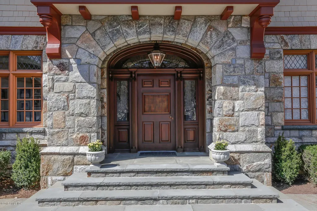 32 Lower Cross Road Greenwich CT 06831