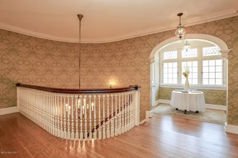 32 Lower Cross Road Greenwich CT 06831