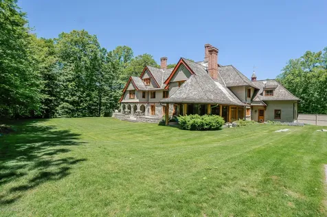 32 Lower Cross Road Greenwich CT 06831