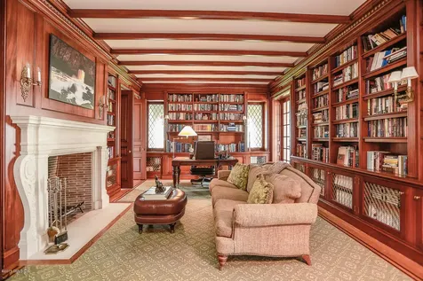 32 Lower Cross Road Greenwich CT 06831