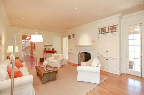 32 Lower Cross Road Greenwich CT 06831