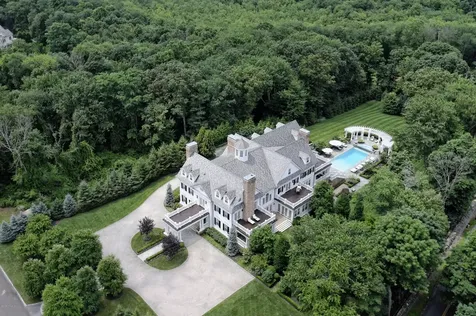 4 Cherry Blossom Lane Greenwich CT 06831